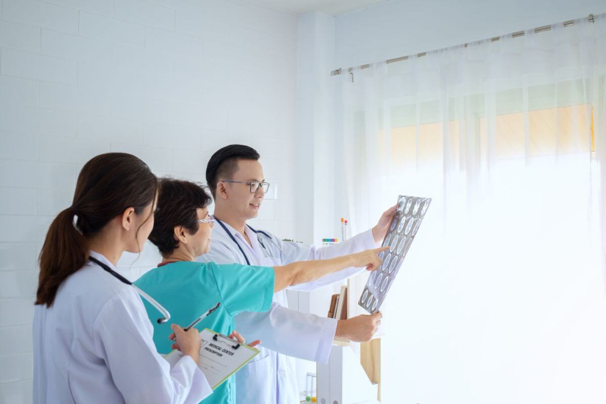 Asian Hospital & Medical Center (AHMC)