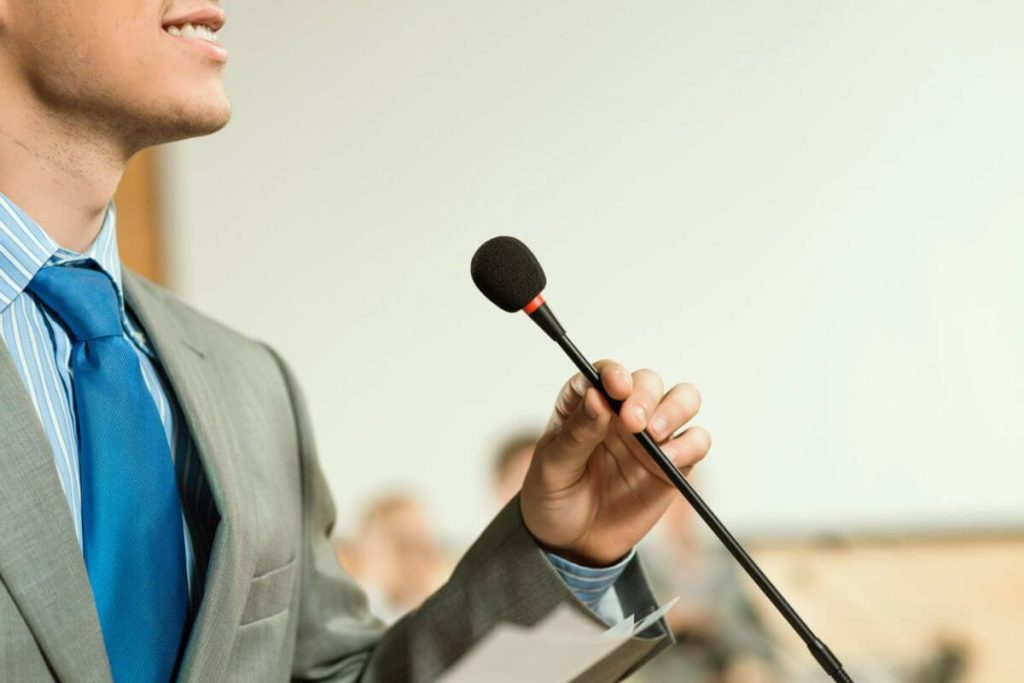 What to Look for in a Leadership Speaker in the Philippines